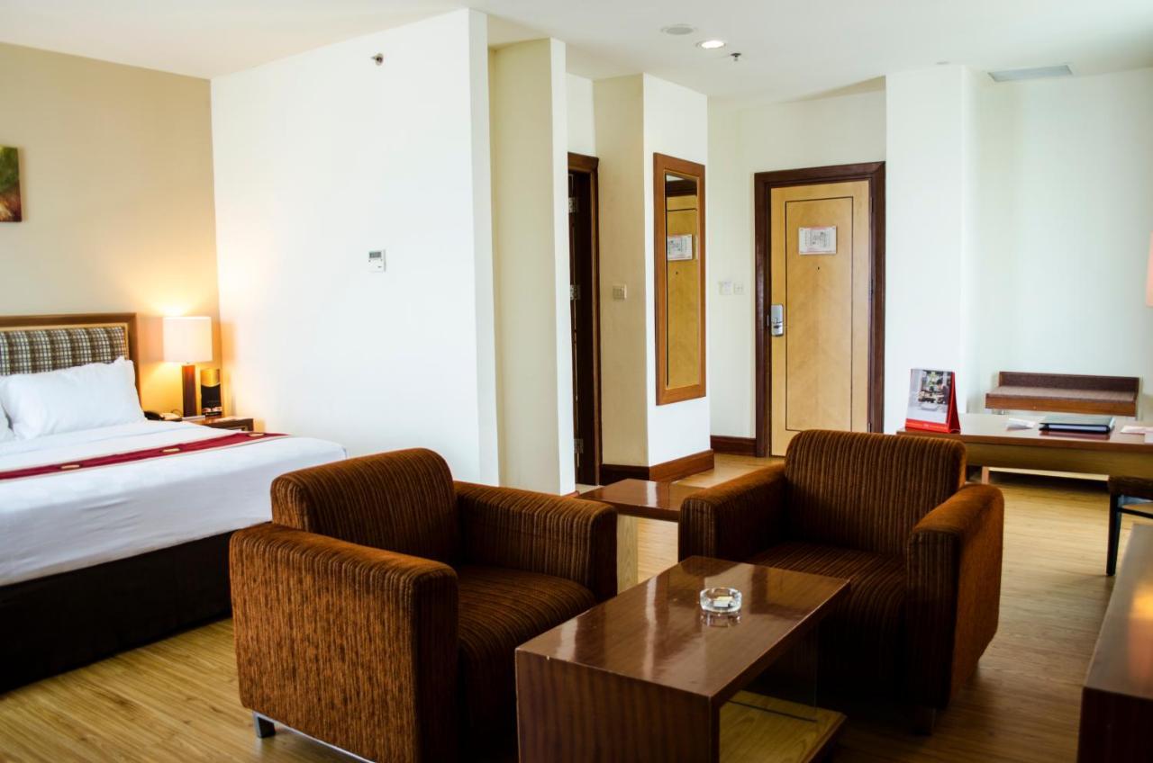 Swiss-Belhotel Maleosan Manado Dış mekan fotoğraf