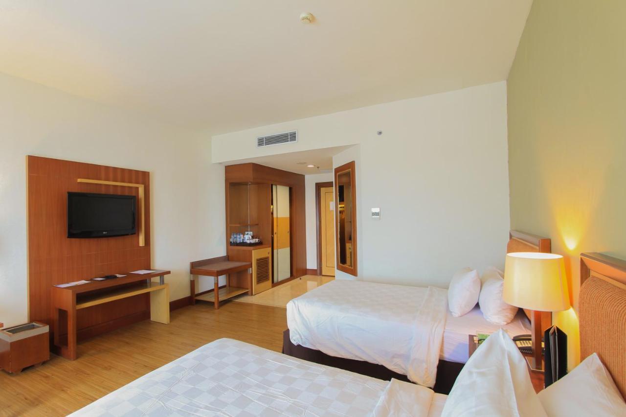 Swiss-Belhotel Maleosan Manado Dış mekan fotoğraf