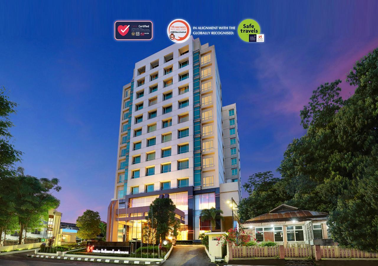Swiss-Belhotel Maleosan Manado Dış mekan fotoğraf