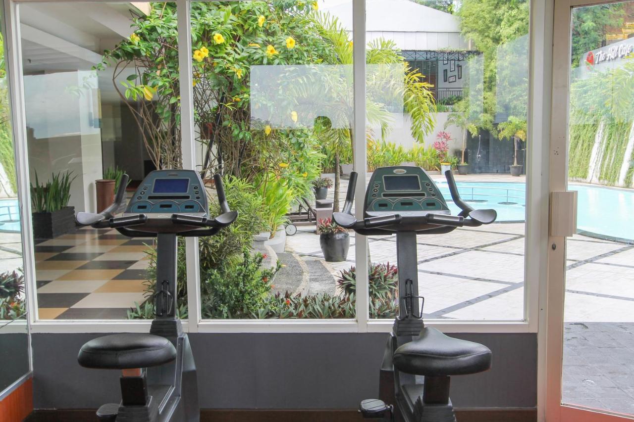 Swiss-Belhotel Maleosan Manado Dış mekan fotoğraf