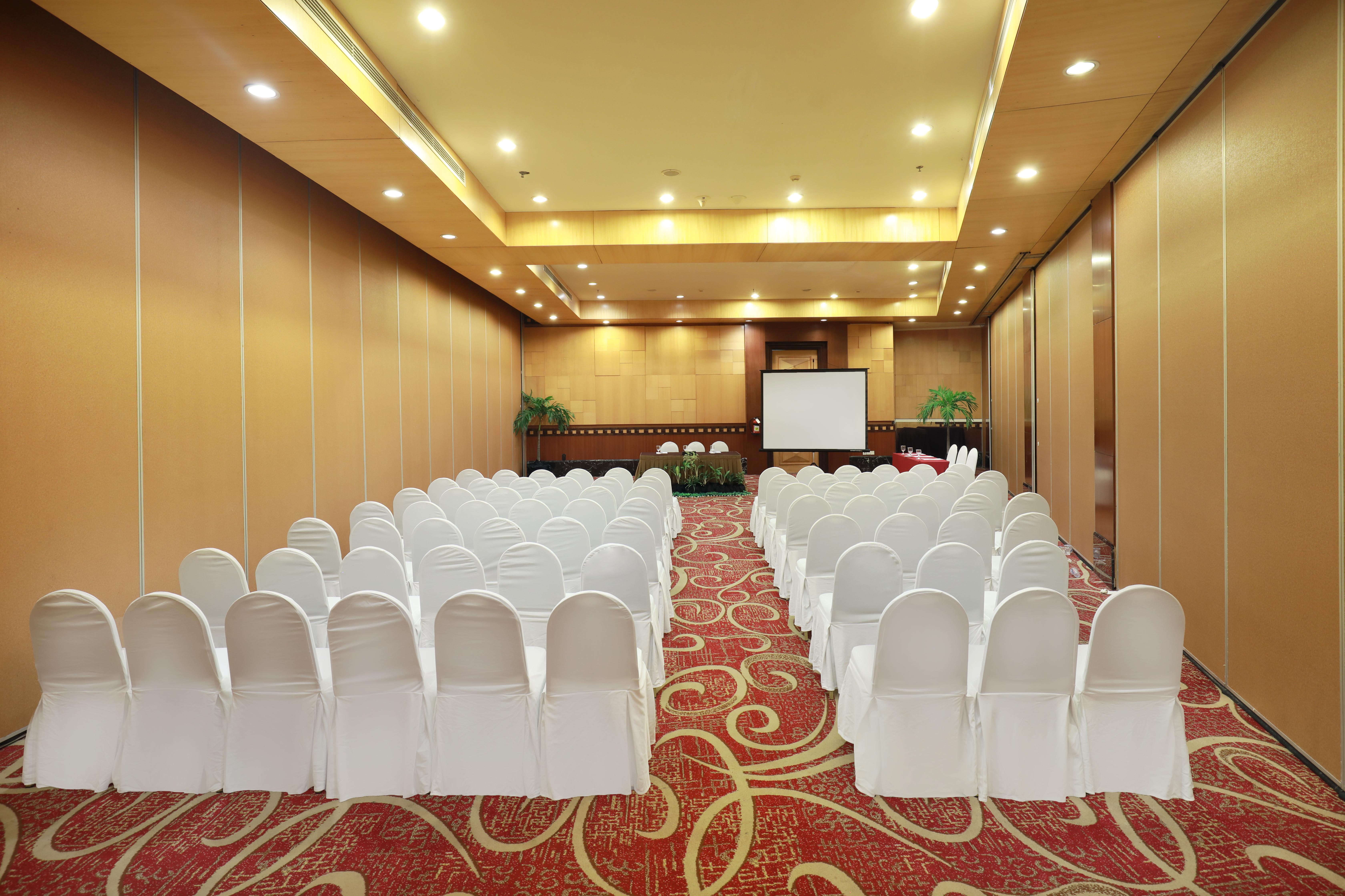 Swiss-Belhotel Maleosan Manado Dış mekan fotoğraf